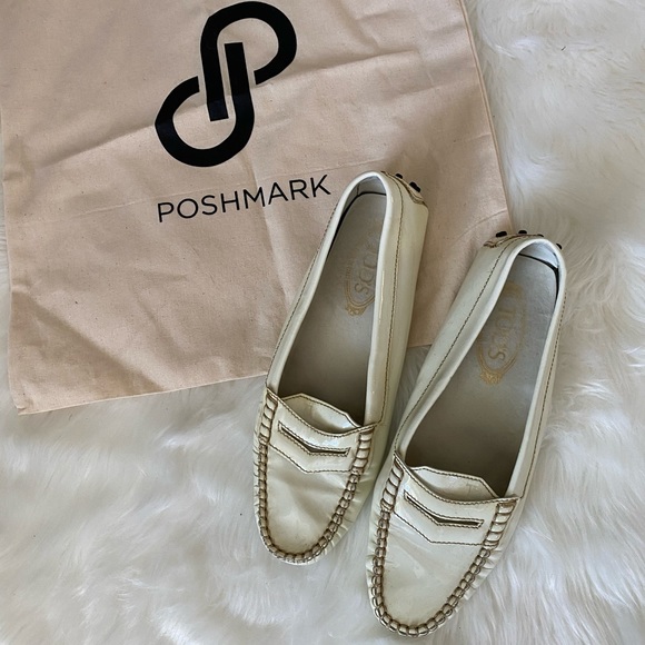 Tod's Shoes - Tods white patent leather driving loafers, Sz. 8.5